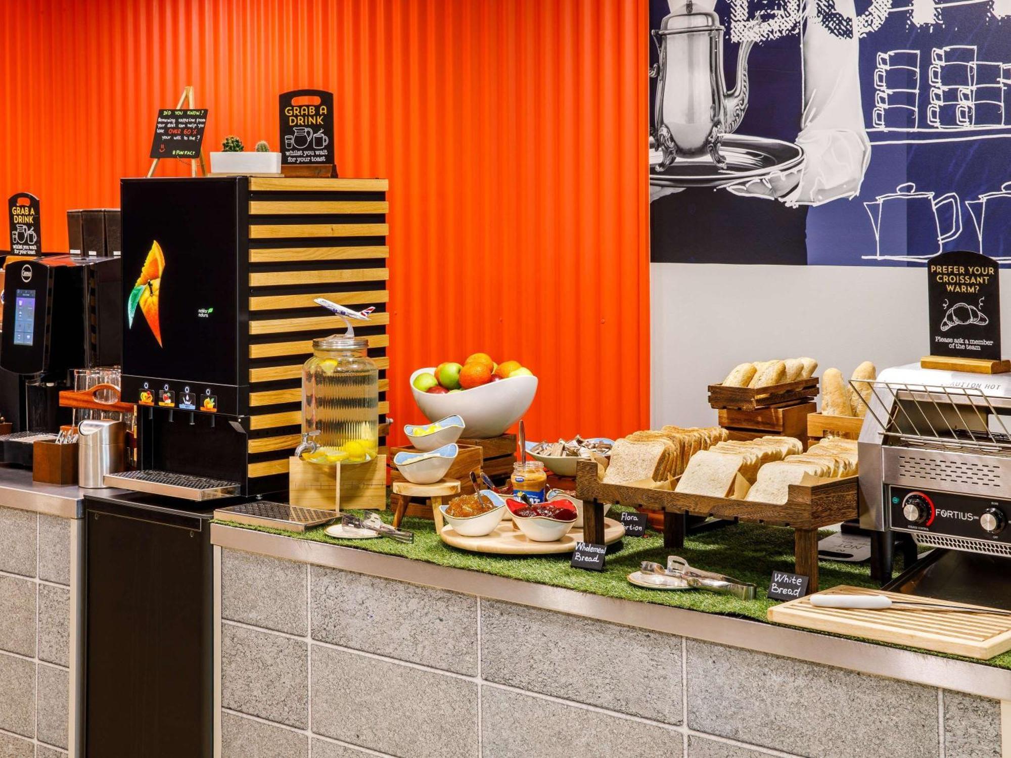 Ibis Budget London Heathrow Central Hounslow Exteriér fotografie